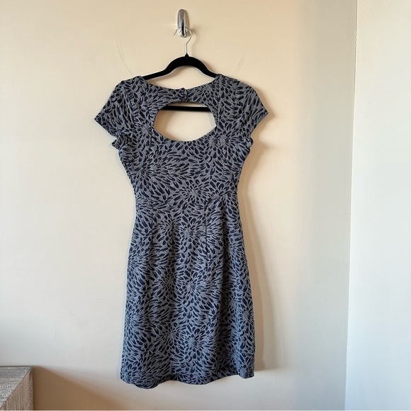 ANTHROPOLOGIE-CALEDONIA Keyhole Back Dress (Size:XS) - Picture 3 of 12